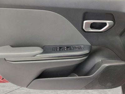 2025 Kia K4 LXS FWD