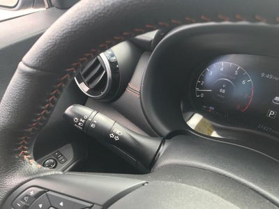 2024 Nissan Kicks SR FWD