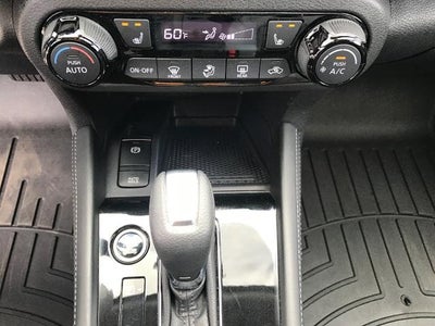 2024 Nissan Kicks SR FWD
