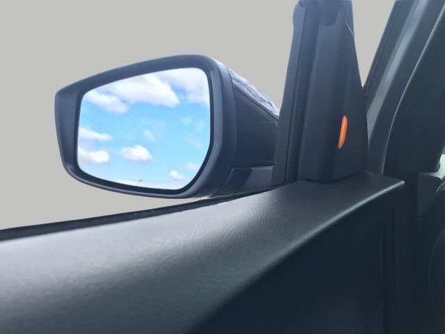 2024 Nissan Kicks SR FWD