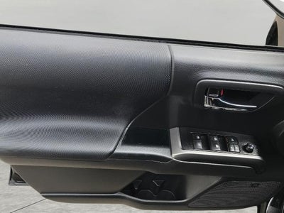 2023 Toyota Tacoma 4WD TRD Off Road Double Cab 5' Bed V6 AT