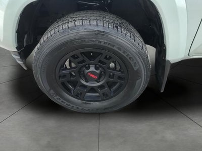 2022 Toyota Tacoma TRD Sport Double Cab 5' Bed V6 AT