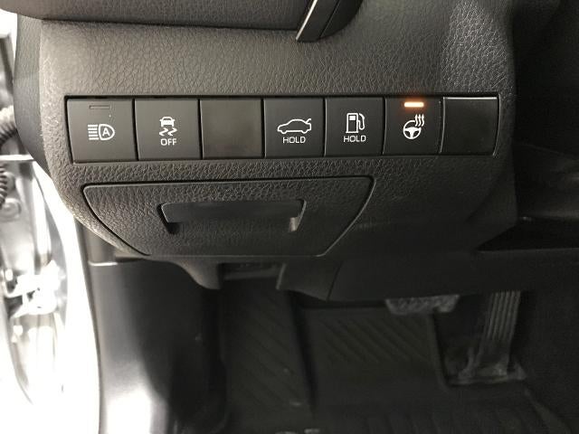 2021 Toyota Camry XSE Auto