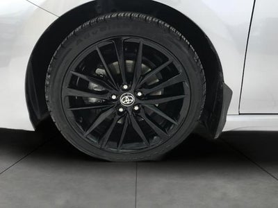 2021 Toyota Camry XSE Auto