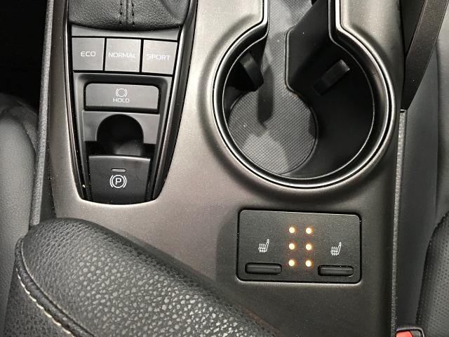 2021 Toyota Camry XSE Auto