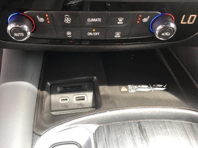 2022 Buick Enclave AWD 4dr Essence