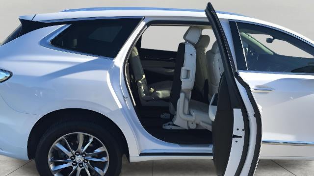 2022 Buick Enclave AWD 4dr Avenir