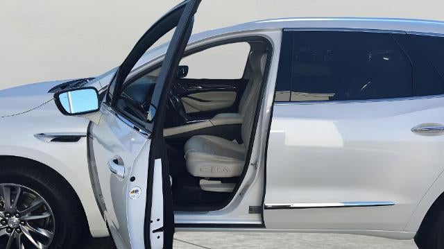 2022 Buick Enclave AWD 4dr Avenir