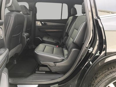 2025 Buick Enclave 4dr Avenir