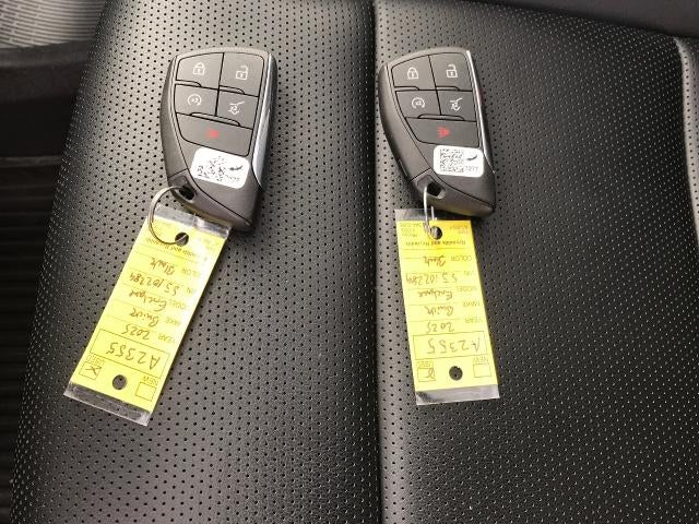 2025 Buick Enclave 4dr Avenir