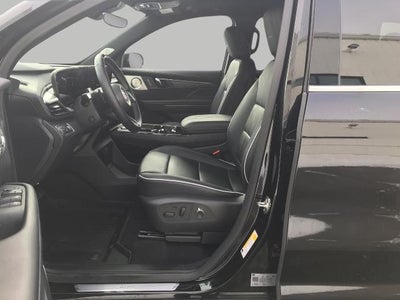 2025 Buick Enclave 4dr Avenir