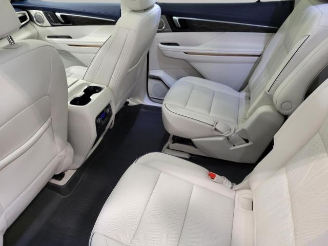 2025 Buick Enclave 4dr Avenir