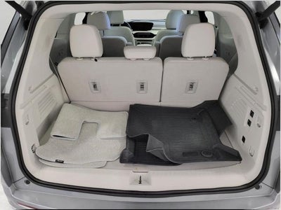 2025 Buick Enclave 4dr Avenir
