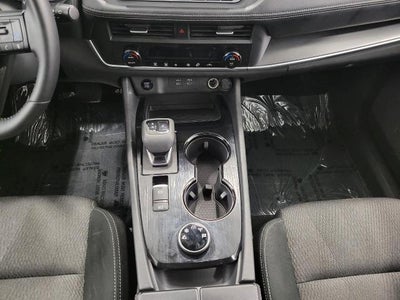 2025 Nissan Rogue AWD SV