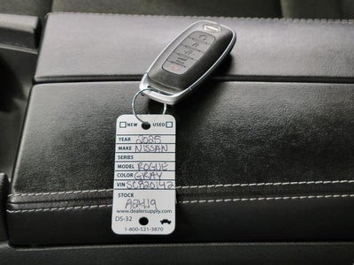 2025 Nissan Rogue AWD SV