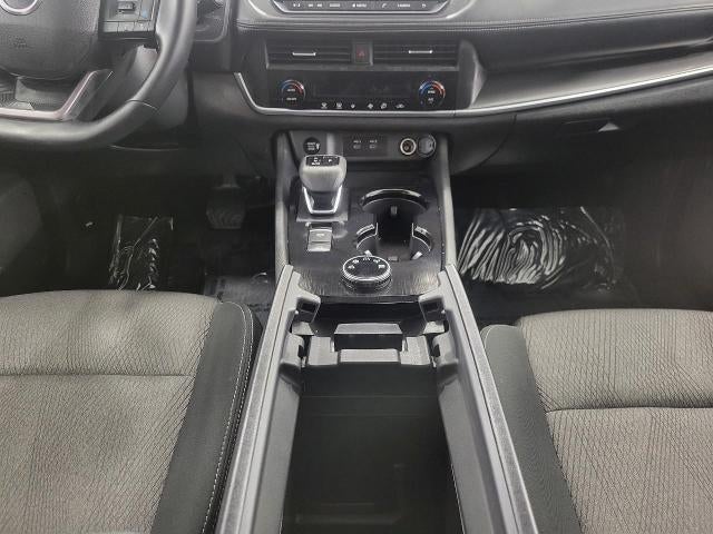 2025 Nissan Rogue AWD SV