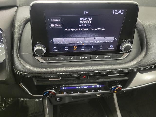 2025 Nissan Rogue AWD SV