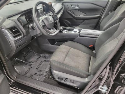 2025 Nissan Rogue AWD SV