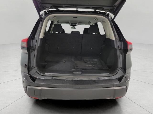 2025 Nissan Rogue AWD SV