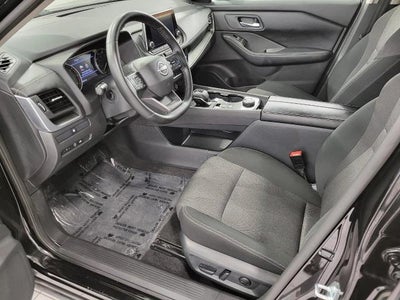 2025 Nissan Rogue AWD SV