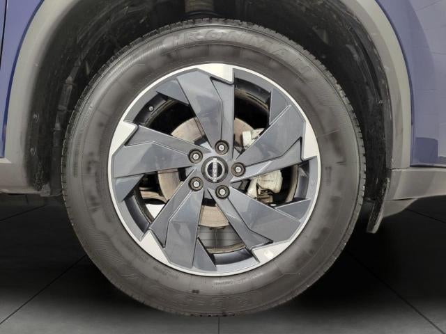 2025 Nissan Rogue AWD SV