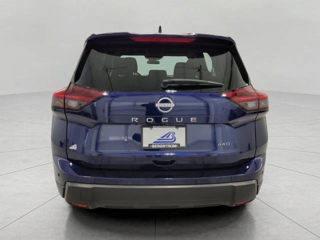2025 Nissan Rogue AWD SV