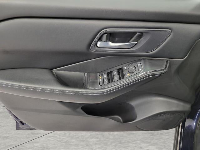 2025 Nissan Rogue AWD SV