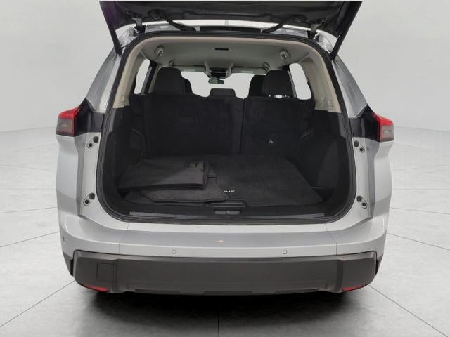 2025 Nissan Rogue AWD SV