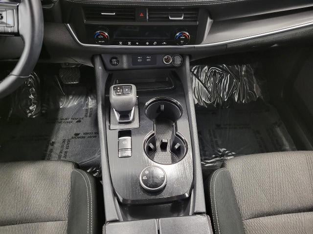 2025 Nissan Rogue AWD SV