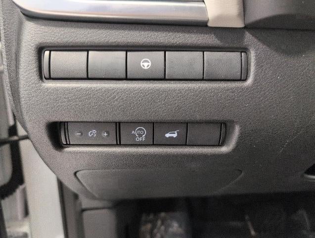 2025 Nissan Rogue AWD SV