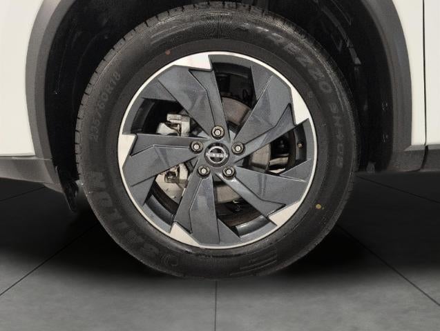 2025 Nissan Rogue AWD SV