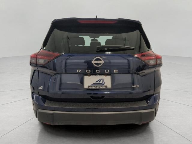 2025 Nissan Rogue AWD SV