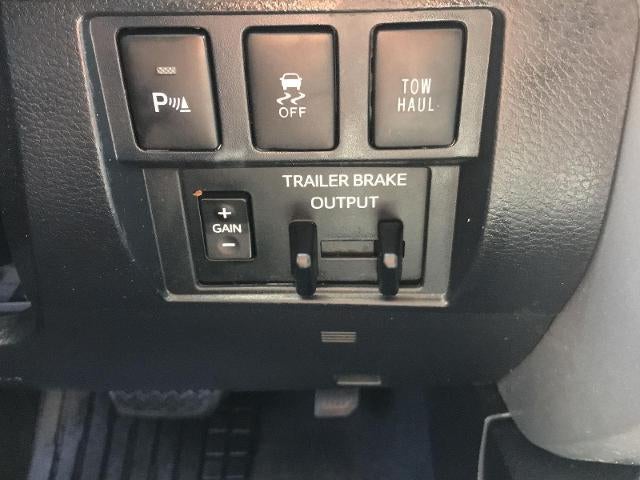 2018 Toyota Tundra 4WD Limited CrewMax 5.5' Bed 5.7L FFV