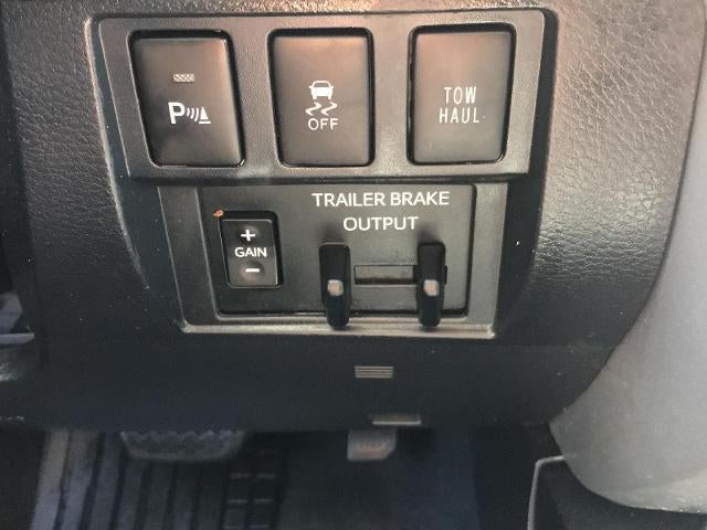 2018 Toyota Tundra 4WD Limited CrewMax 5.5' Bed 5.7L FFV