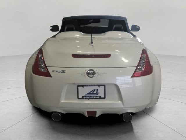 2014 Nissan 370Z 2dr Roadster Auto