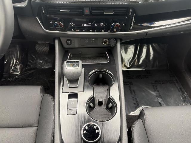 2025 Nissan Rogue AWD SL