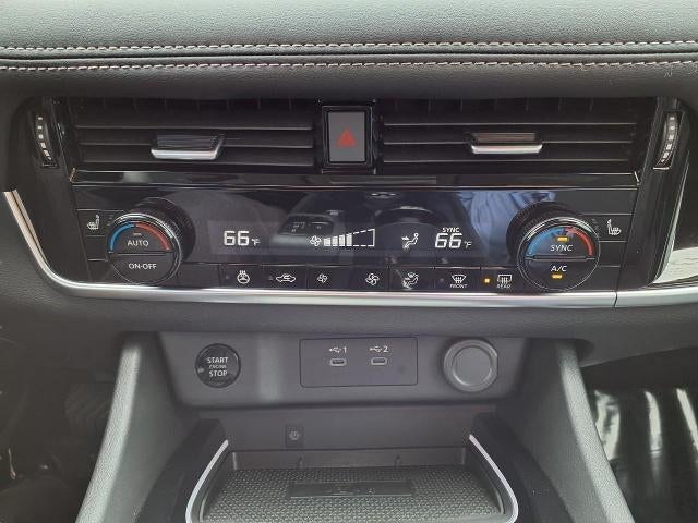 2025 Nissan Rogue AWD SL