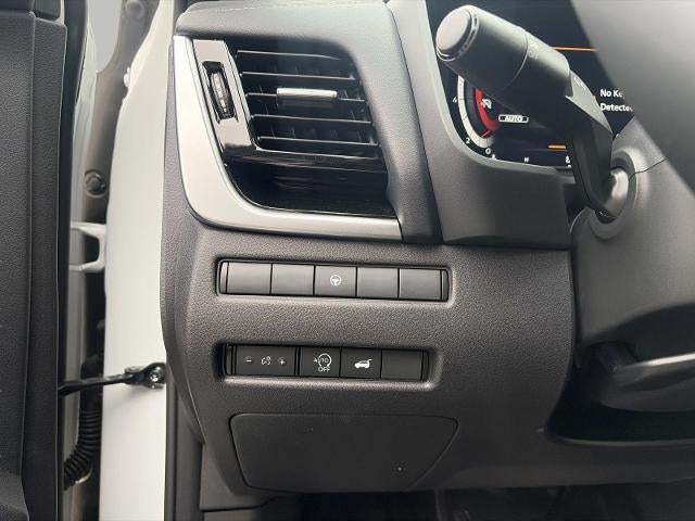 2025 Nissan Rogue AWD SL