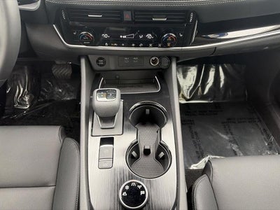 2025 Nissan Rogue AWD SL