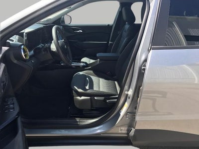 2025 Chevrolet Trax FWD 4dr LT