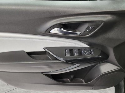 2025 Chevrolet Trax FWD 4dr LT