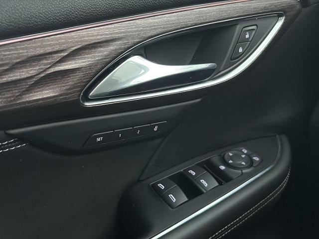 2023 Buick Envision AWD 4dr Avenir