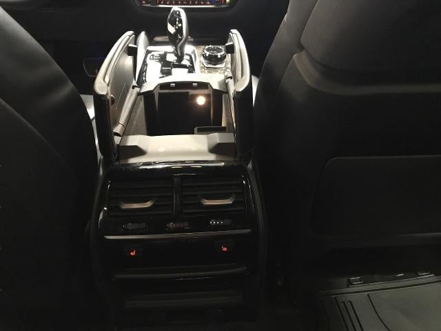 2019 BMW 5 Series M550i xDrive Sedan